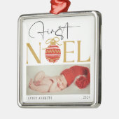 ミニマル初めてのクリスマスベビー写真 メタルオーナメント (左)