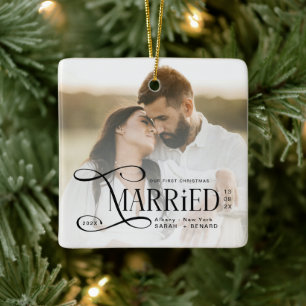ミニマル初めてのクリスマス結婚したカップル写真 セラミックオーナメント