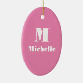 ミニマル名前をカスタムするイニシャル無地のカラーピンク セラミックオーナメント (右)