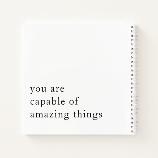 ミニマル文字カスタム2やる気を起こさせる引用文名 ノートブック (裏面)