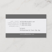 ミニマル男らしモダン炭頭が切れる灰色 名刺 (裏面)