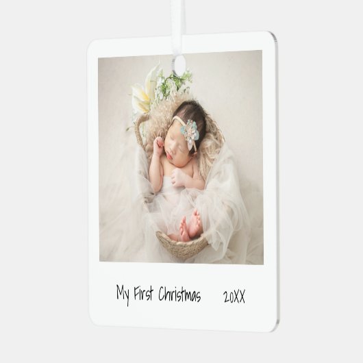 ミニマル白黒初めてのクリスマスフォトベビー メタルオーナメント (正面左)