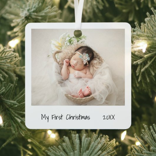ミニマル白黒初めてのクリスマスフォトベビー メタルオーナメント (インサイチュ)
