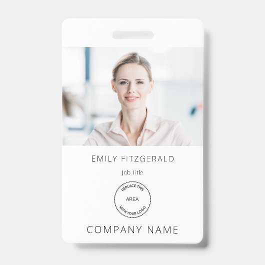 ミニマル社員の写真ID名ロゴホワイト バッジ (正面)