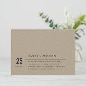 ミニマル素朴モダンKRAFTタイポグラフィ結婚s 招待状 (スタンド正面)