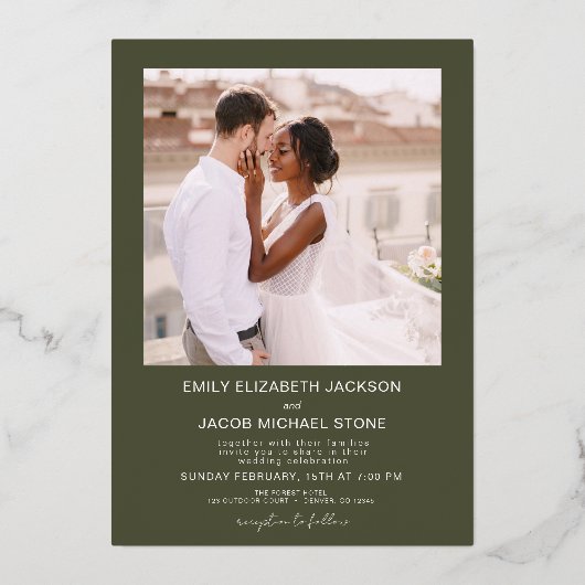 ミニマル結婚サージグリーンの4枚フォトゴールドフォイル 箔招待状 (裏面)