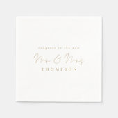 ミニマル金ゴールドスクリプトおめでとうミセス結婚ズ スタンダードカクテルナプキン (正面)