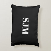 ミニマル黒カスタムモノグラムイニシャル名 アクセントクッション (裏面(縦))