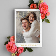 ミニマル&スクリプモダントのカスタムウェディング