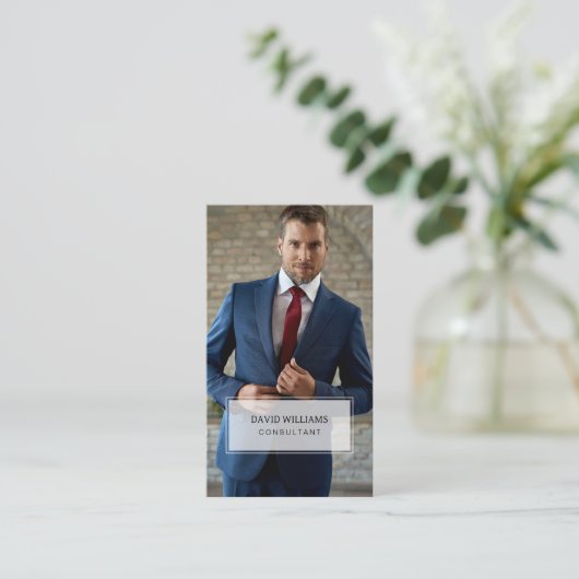 ミニマル&プロフェッショナルビジネスフォトビジネスカー 名刺 (スタンド正面)