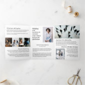 ミニマル &プロフェッショナルビジネスマーケティング&セールス 三つ折りカード (内部)