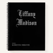 ミニマル モノグラム ブラック＆ホワイト ゴシック ネーム 年 ノートブック (正面)