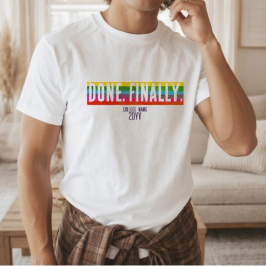 ミニマル レインボーストライプ DONE. FINALLY. 卒業Tシャツ Tシャツ