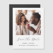 ミニマル ワン フォト スクリプト ブラック アンド ホワイト マグネット招待状 (正面/裏面)