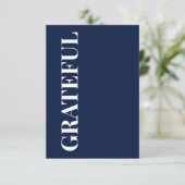 ミニマル GRATEFUL | ネイビーブルーのホリデーグリーティング カード (スタンド正面)