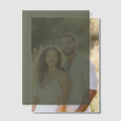 ミニマルMoss Green Vellum Overlay – カスタマイズ可能 ベラム紙招待状 (オフセット (カップル))