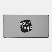 ミニマルPlain Light Grayモダンロゴを追加 デスクマット (正面)