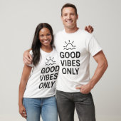 ミニマルSunshine - Good Vibes Only Tシャツ (ユニセックス)
