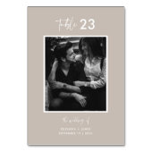 ミニマルTaupe書道台本結婚写真 テーブルナンバー (正面)