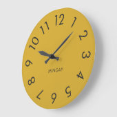 ミニモダンマリパーソナライズされたストの無地の金ゴールド&グレー ラージ壁時計 (傾斜)