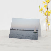 「ミネアポリス・セイルボート」誕生日カード カード (黄色い花)