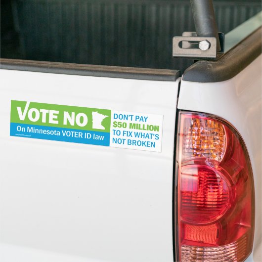 ミネソタの投票者IDの法律のバンパーのいいえ投票しないで下さい バンパーステッカー (トラック上)