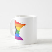 ミネソタ州のプライドLGBTQプログレスプライド コーヒーマグカップ (正面左)