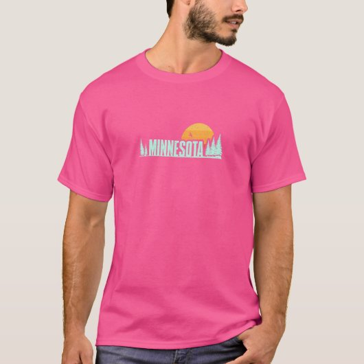 ミネソタ州のワイルドミネソタ誇りを持ったの地図 Tシャツ (正面)