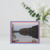 ミネソタ州北部はがき内の反射の湖 ポストカード (スタンド正面)