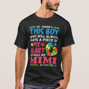 ミミ自閉症の意識と呼ばれる少年がいる Tシャツ