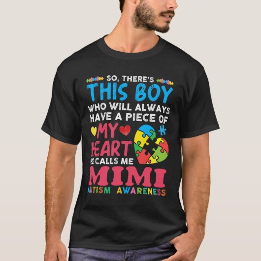 ミミ自閉症の意識と呼ばれる少年がいる Tシャツ (正面)