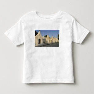 ミャンマー(ビルマ)のマンダレーにあるクーサンプッタヤー トドラーTシャツ
