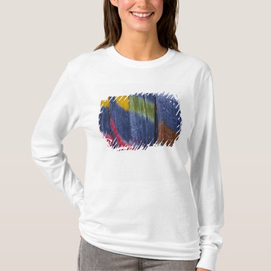 ミャンマー マンダレーのカラフルな絹糸 Tシャツ (正面)