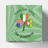 ミャンマーIrish USAシャムロックパーソナライズされた国旗 フェイバーボックス (上部)
