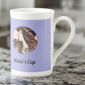 ミュシャアールヌーボー女性とピンクの花が咲く ボーンチャイナマグカップ