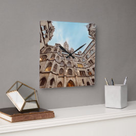 ミュンヘン時計、ラトース・ゴッケンシュピエル。 スクエア壁時計