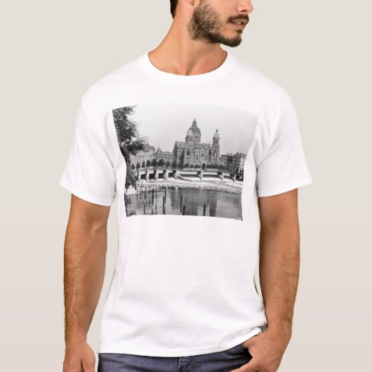 ミュンヘン、c.1910の川イーザル川 tシャツ (正面)