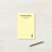 ミュージカルトレブルクレフ、 音符記号プロフェッショナルミュージシャンイエロー ポストイット (デスク上)