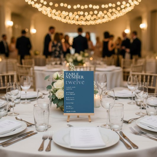 ミュートされたミニマル青いテーブル名グラフ 招待状