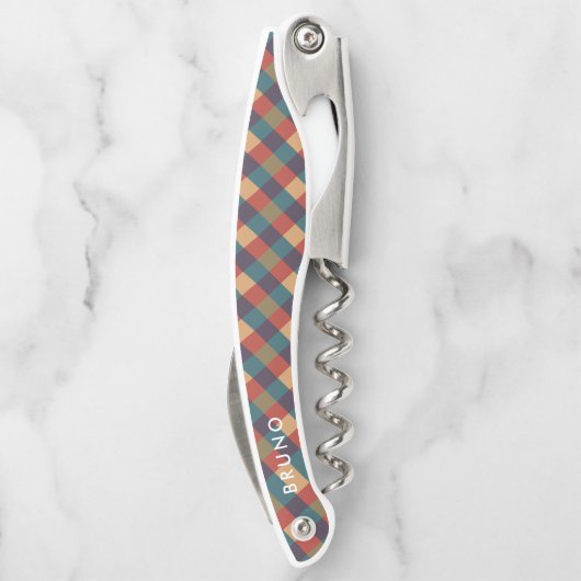 ミュートされた赤い緑とベージュの格子模様 ソムリエナイフ (裏面)