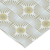 ミュートされた部族の幾何学的 ロングテーブルランナー (コーナー)