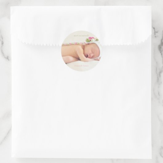 ミラクルな出会い | 女の子の誕生発表 ラウンドシール (バッグ)