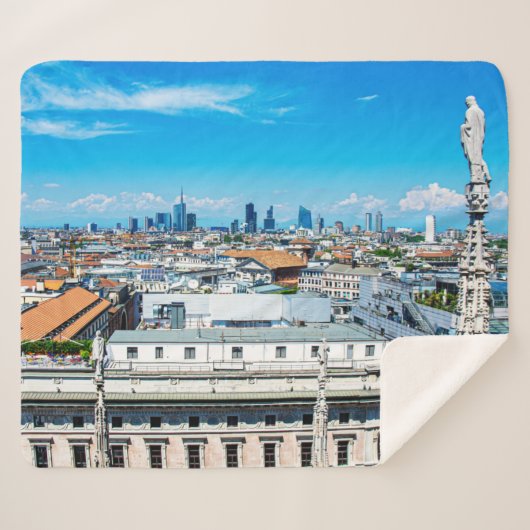 ミラノのスカイライン シェルパブランケット (正面(横))
