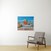 ミラノの景色が望めるテーブルの上のスプリッツカクテル タペストリー (インサイチュ(横))