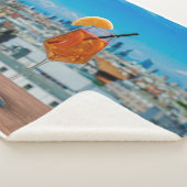 ミラノを望むテーブルの上にスピリッツのカクテル シェルパブランケット (3/4)