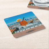 ミラノを望むテーブルの上にスピリッツのカクテル スクエアペーパーコースター (アングル)