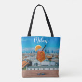 ミラノを望むテーブルの上にスピリッツのカクテル トートバッグ (裏面)