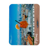 ミラノを望むテーブルの上にスピリッツのカクテル マグネット (縦)