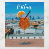 ミラノを望むテーブルの上にスピリッツのカクテル ワインラベル (シングルラベル)