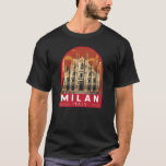 ミラノイタリアドゥオモディミラノトラベルアートヴィンテージ Tシャツ<br><div class="desc">ミラノのベクトルアートワークデザイン。ミラノはイタリア北部ロンバルディア地方の大都市で、ファッションとデザインの世界的な首都である。</div>
